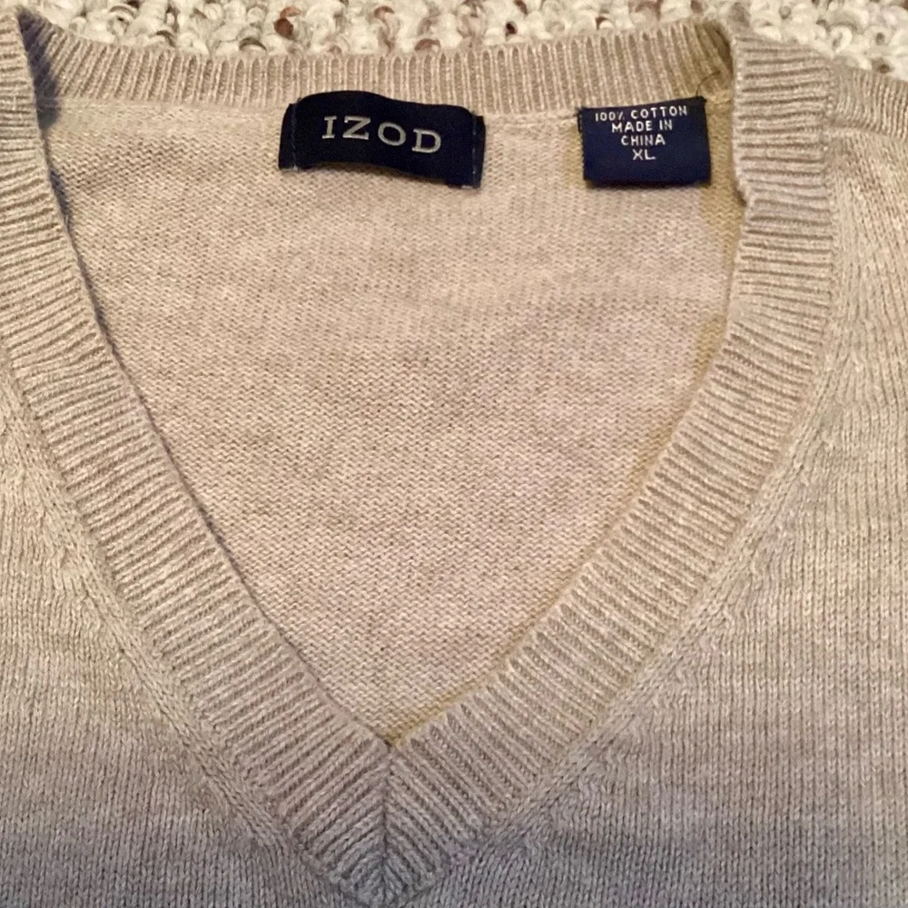 Izod Argyle Sweater Vest XL Preppy Grandpa Core Beige Burgundy V‑Neck